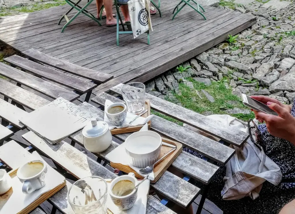 Jakub Dostál_Kafé 133_Nové Město na Moravě_review