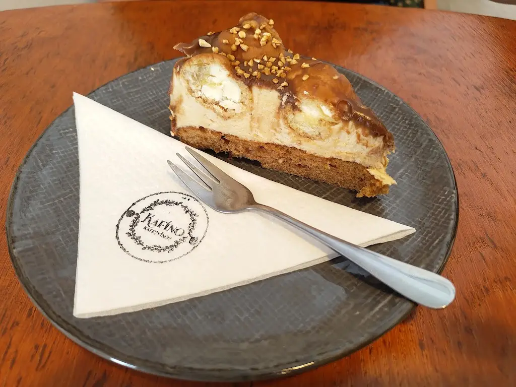 Thomas Bee_Kafíno_Nové Město na Moravě_review