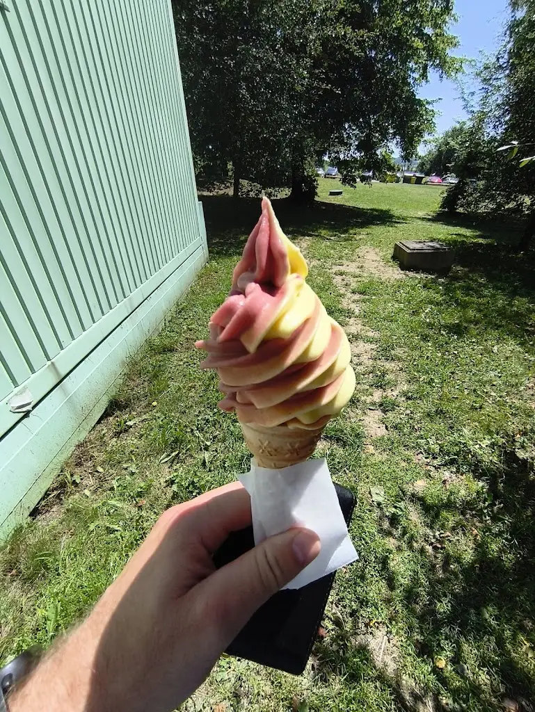 Leinad Y.231_Občerstvení U DaFíka_Nové Město na Moravě_review