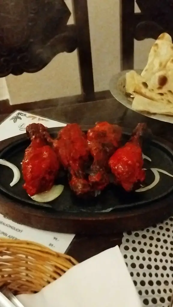 OM - indická a nepálská restaurace_Okres Žďár nad Sázavou_slider_image_2