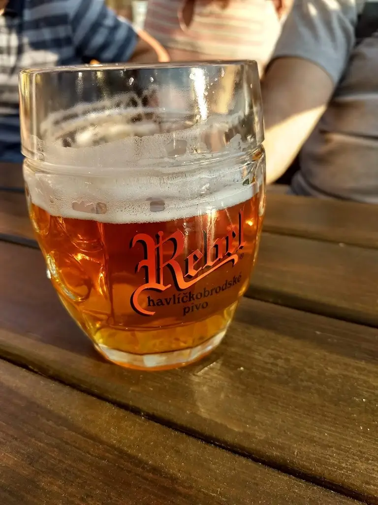 Woodrow Beavers_Rebel Na Farských_Okres Žďár nad Sázavou_review