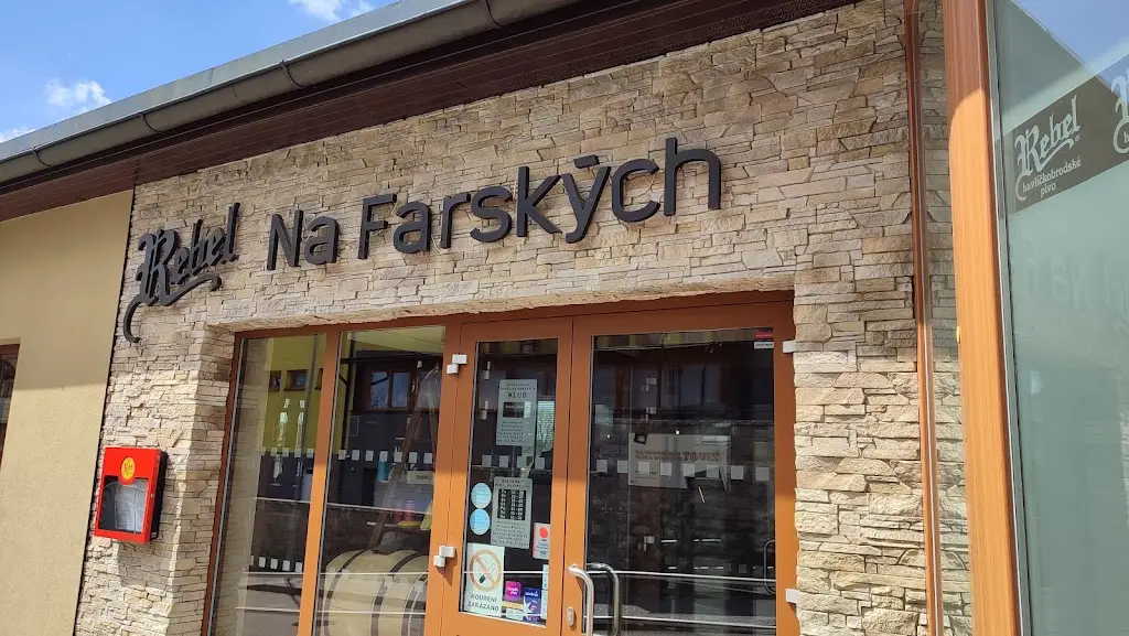 Rebel Na Farských ristorante a Okres Žďár nad Sázavou