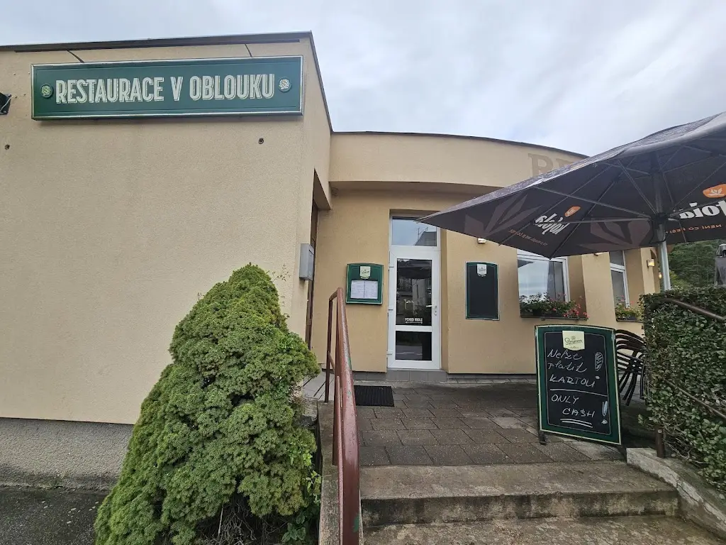 Restaurant V Oblouku ristorante a Český Krumlov