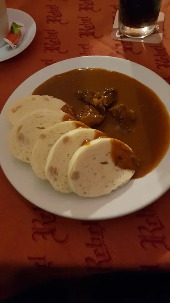 chlap z Brna_Restaurace Zimák_Okres Žďár nad Sázavou_review