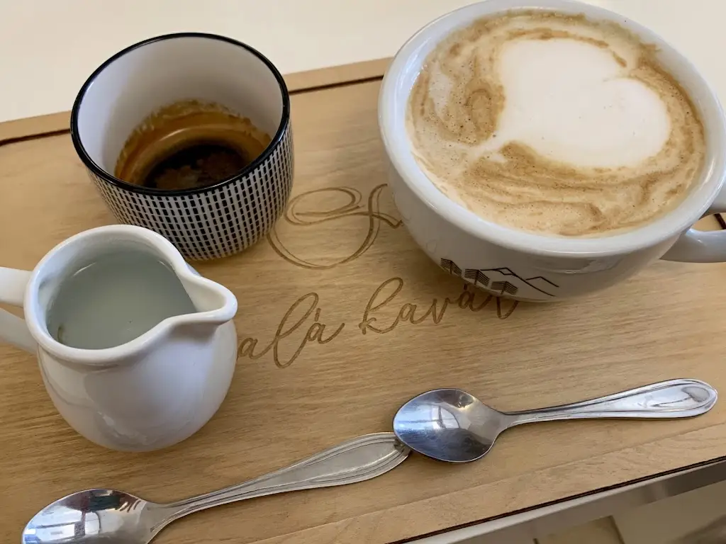 Jiří Weislampl_Malá kavárna_Okres Žďár nad Sázavou_recensione