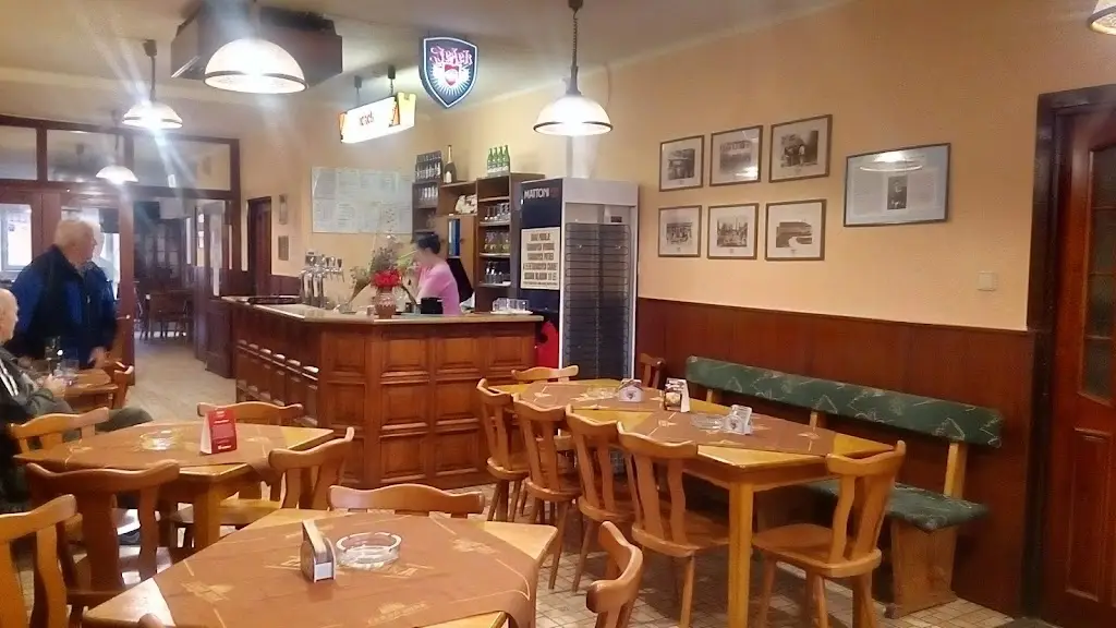 Restaurace Parlament restaurant in Polná