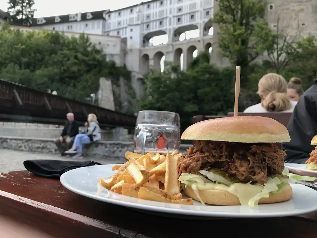 Restaurace ZDROJ_Český Krumlov_slider_image_3