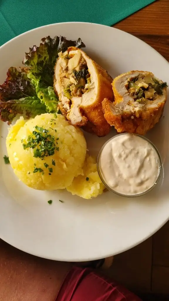 Magdalena Michlová_Svatý Hubert_Pelhřimov_review