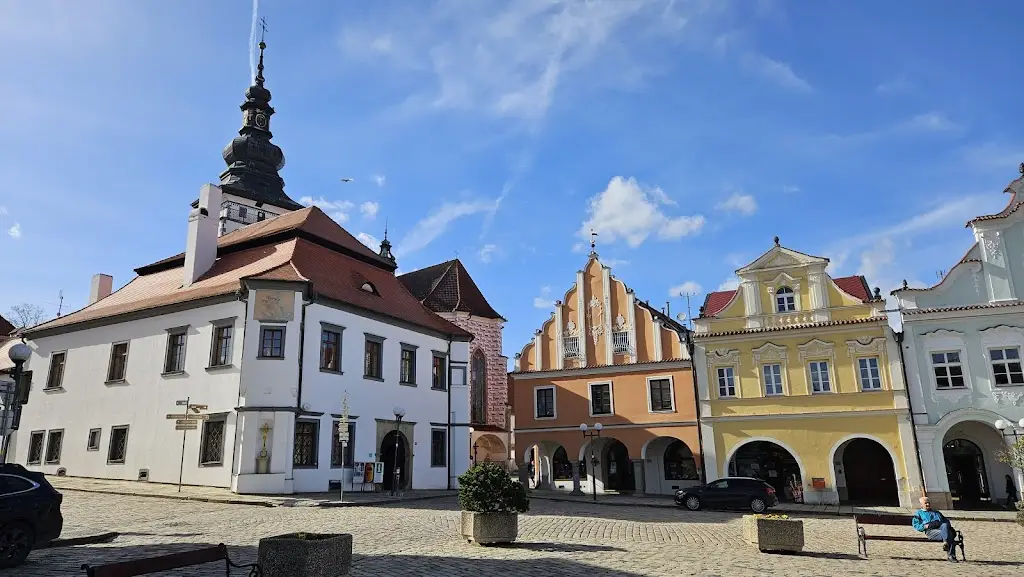 Pizzerie Hotelu Slávie_Pelhřimov_slider_image_3