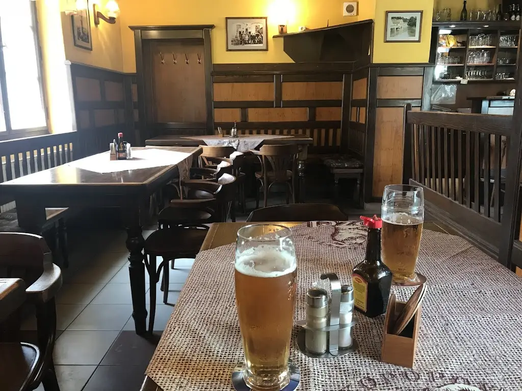 Hospůdka Ve Dvorku ristorante a Český Krumlov