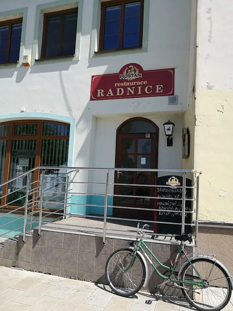 Restaurace Radnice_Rouchovany_slider_image_1