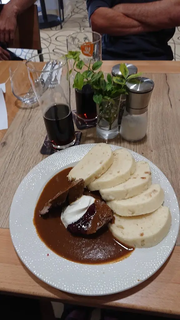 Jakub “Vikki” Straka_Městská restaurace Světlá nad Sázavou_Světlá nad Sázavou_review