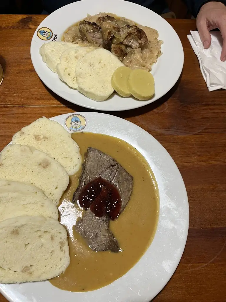 H “R” B_Švejk Restaurant Telč_Telč_review