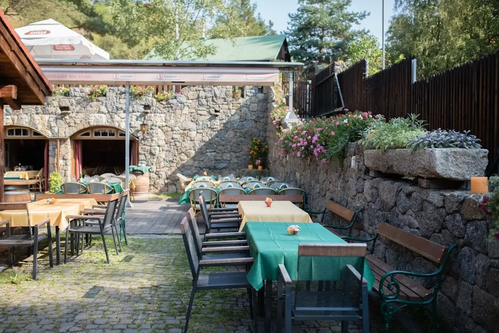 Restaurant and winery "Vinohradek nad Babou,, restaurant in Okres Třebíč