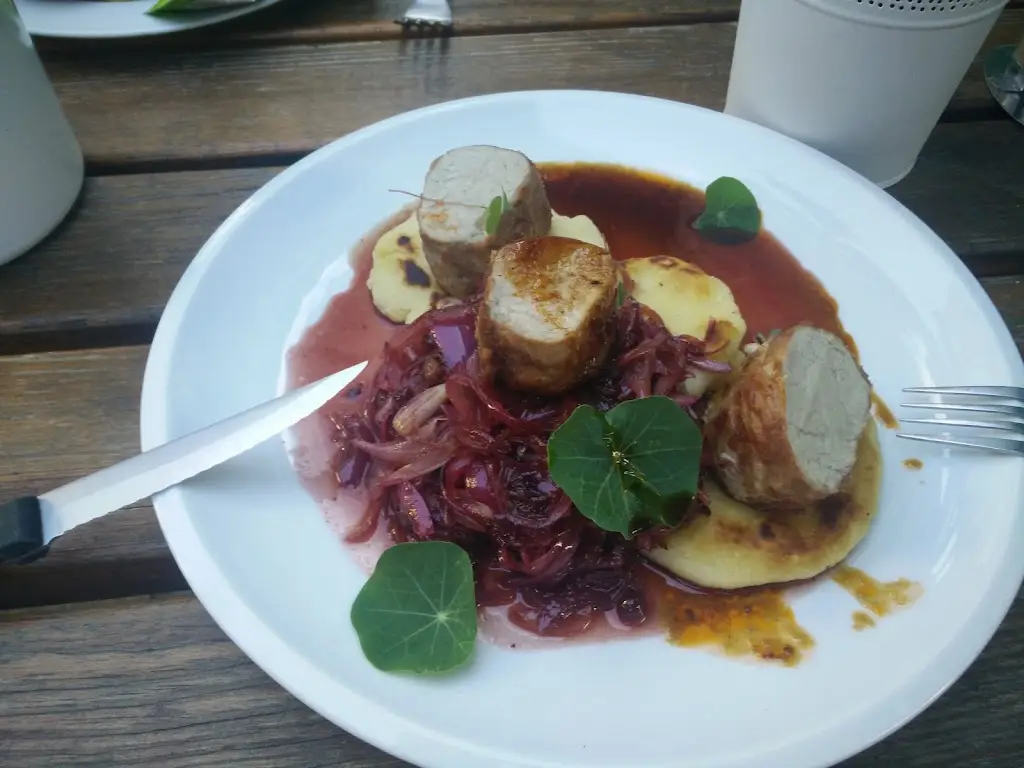 Jeroen van den Berg_Hospoda U Datla - Pivnice_Blatná_review