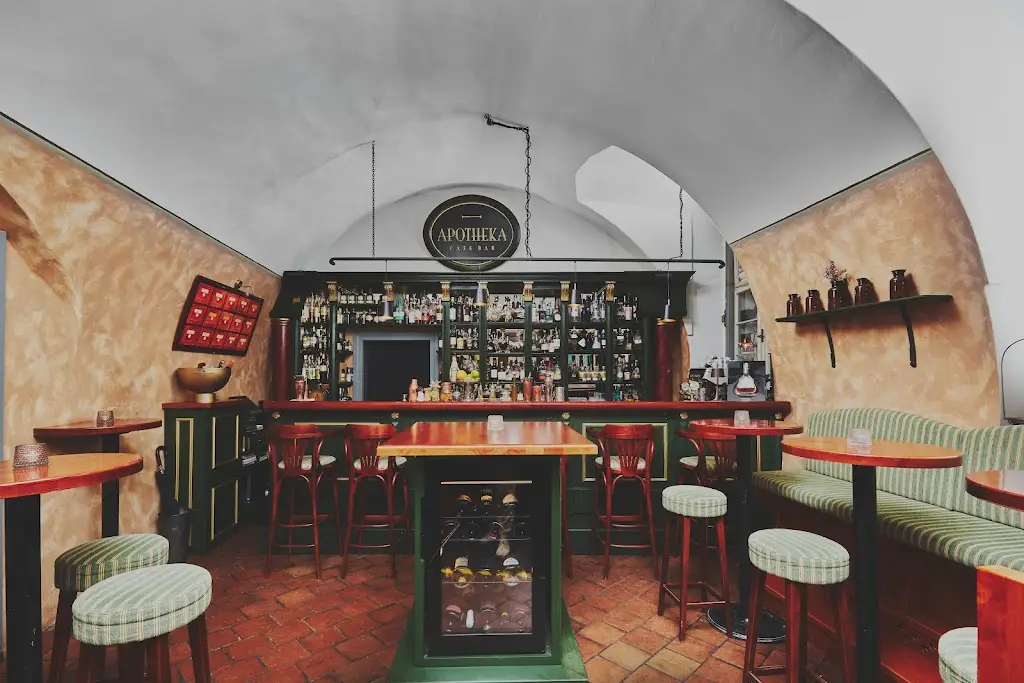 Apotheka cafe bar ristorante a Český Krumlov