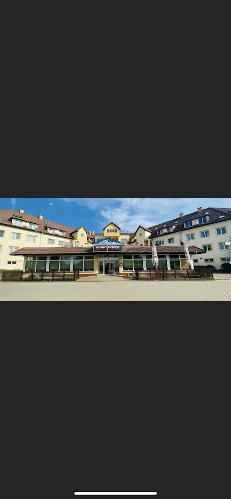 Mount Everest Restaurace_Okres Třebíč_slider_image_3