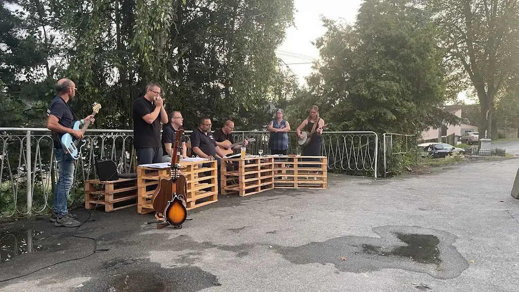 Jan Nahodil_Hostinec Sokolí_Okres Třebíč_review