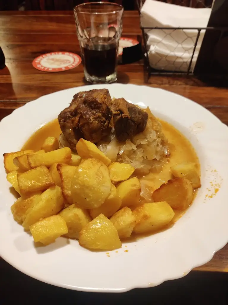 Adne Cruz_Restaurace a Jídelna Třebíčanka_Okres Třebíč_review