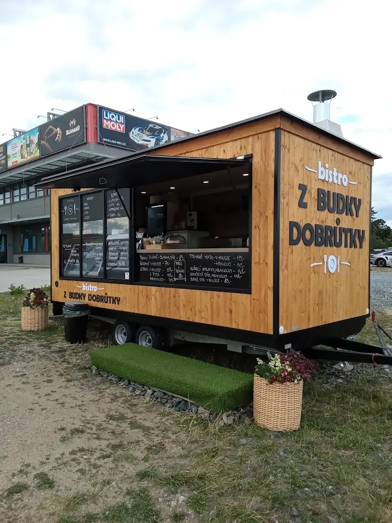 Bistro Z Budky Dobrůtky_Okres Třebíč_slider_image_1