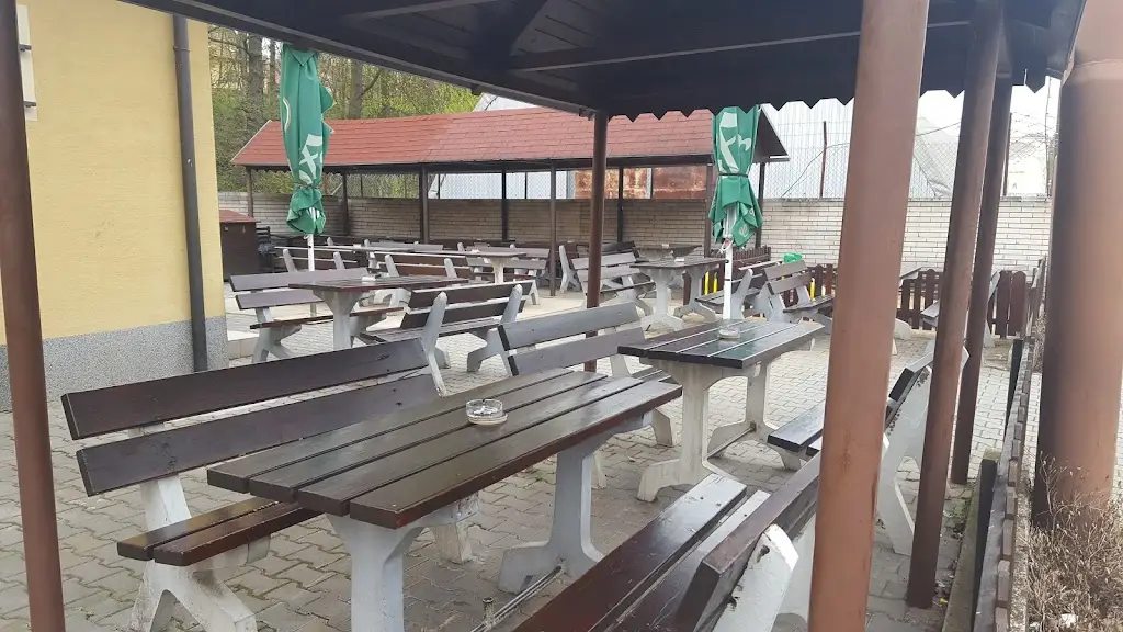 Hospoda Pod Hrází ristorante a Okres Třebíč