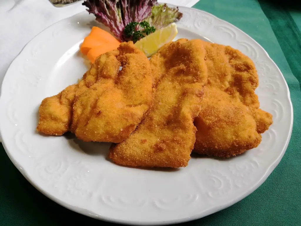 Tomáš Jurčeka_Restaurace Fórum_Okres Třebíč_review