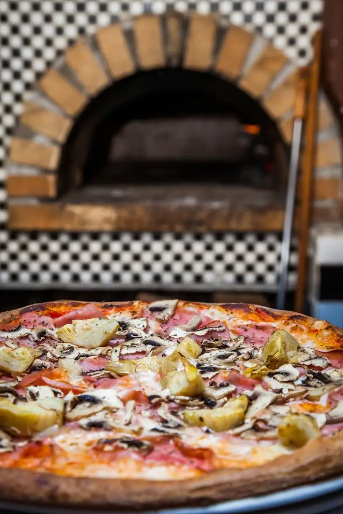 Pizzeria Harlekýn_Okres Třebíč_slider_image_2