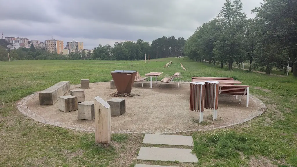 Veřejný gril_Okres Třebíč_slider_image_2