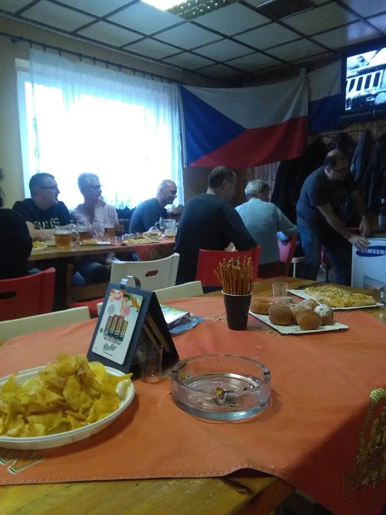 Borovina Kuželna a hospoda_Okres Třebíč_slider_image_3