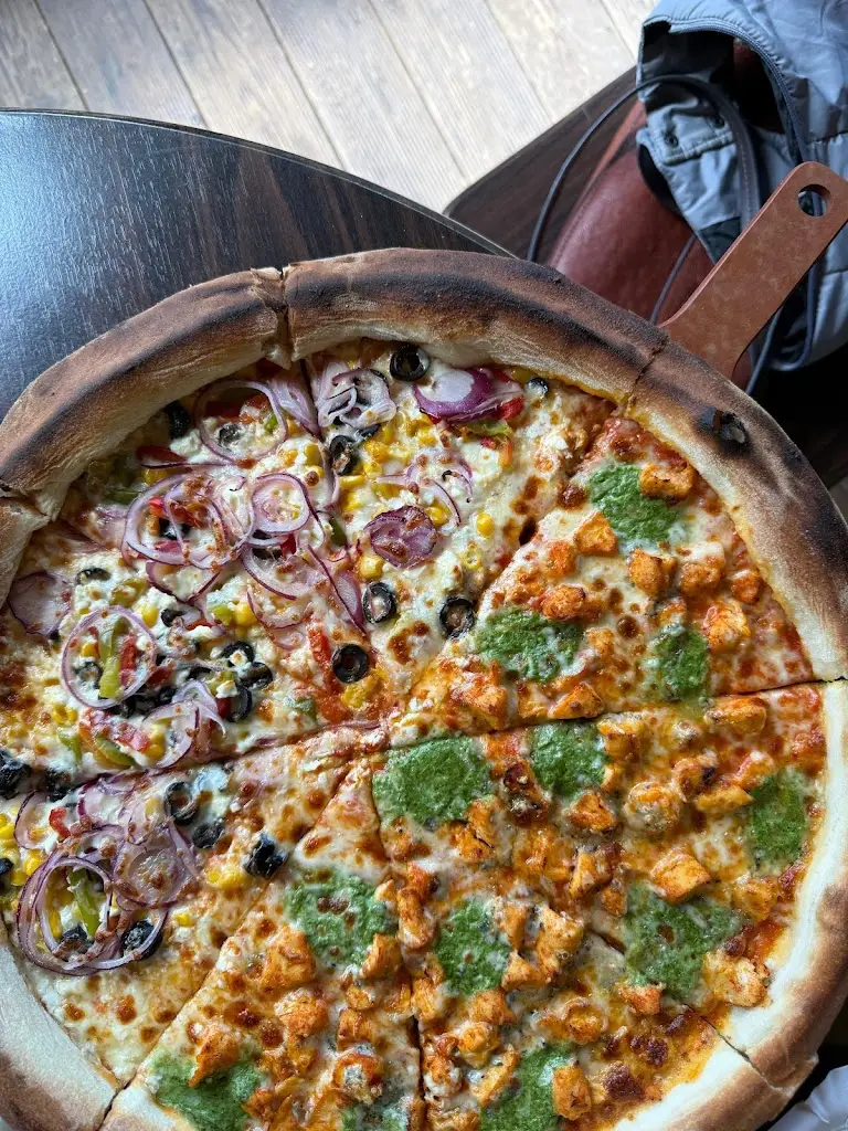 Radha_Vyšehrad_Český Krumlov_review