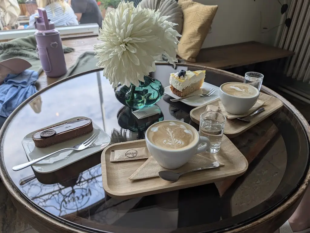 Anton Chirkov_Papi Café_Okres Třebíč_recensione