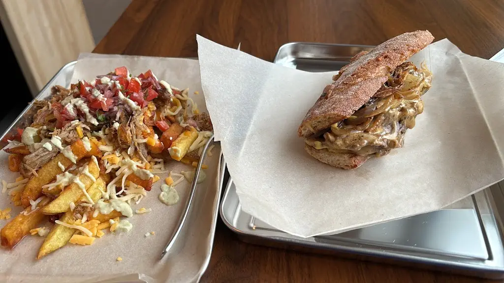 D S_papi's | bistro | bar | café_Žďár nad Sázavou_review