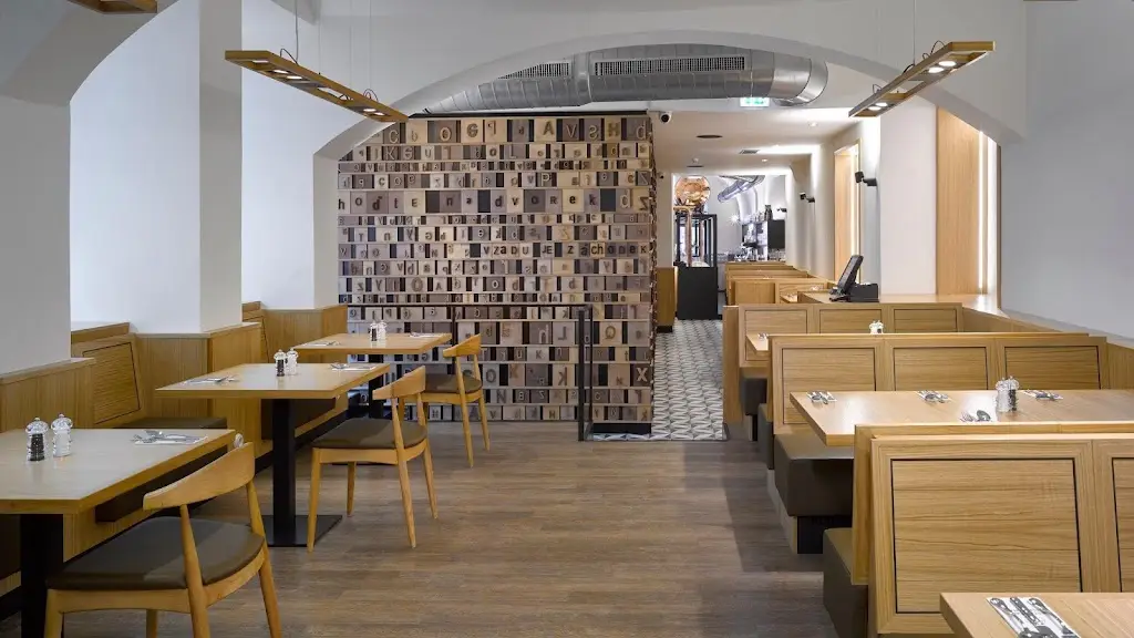 Restaurace Tiskárna Jindřišská ristorante a Vladislav