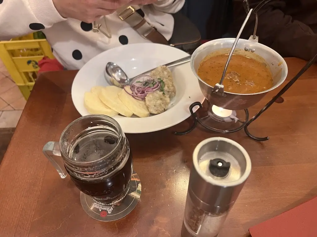 Christopher Nanig_Restaurant - Café Svatého Václava_Vladislav_recensione