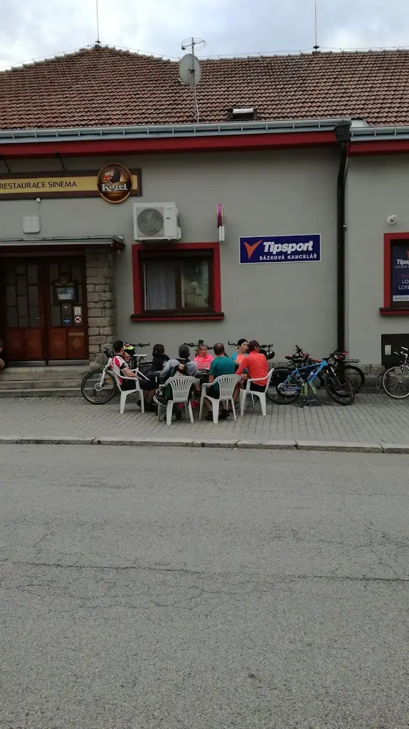 Vít Brauner_Restaurace Sinema_Žirovnice_review