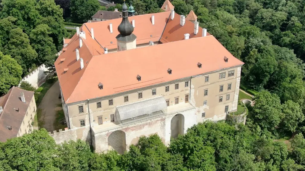 CETT - Centrum environmentálních technik a technologií restaurant in Velká Bíteš
