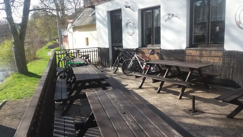 Obecní restaurace Želiv ristorante a Želiv