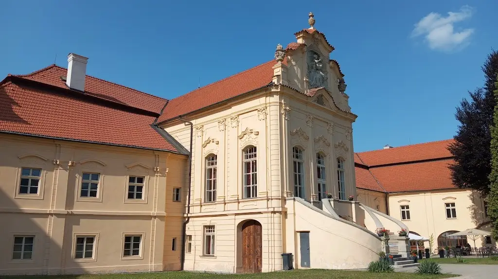 Igor Fabjan_Hotel Klášter Želiv_Želiv_recensione