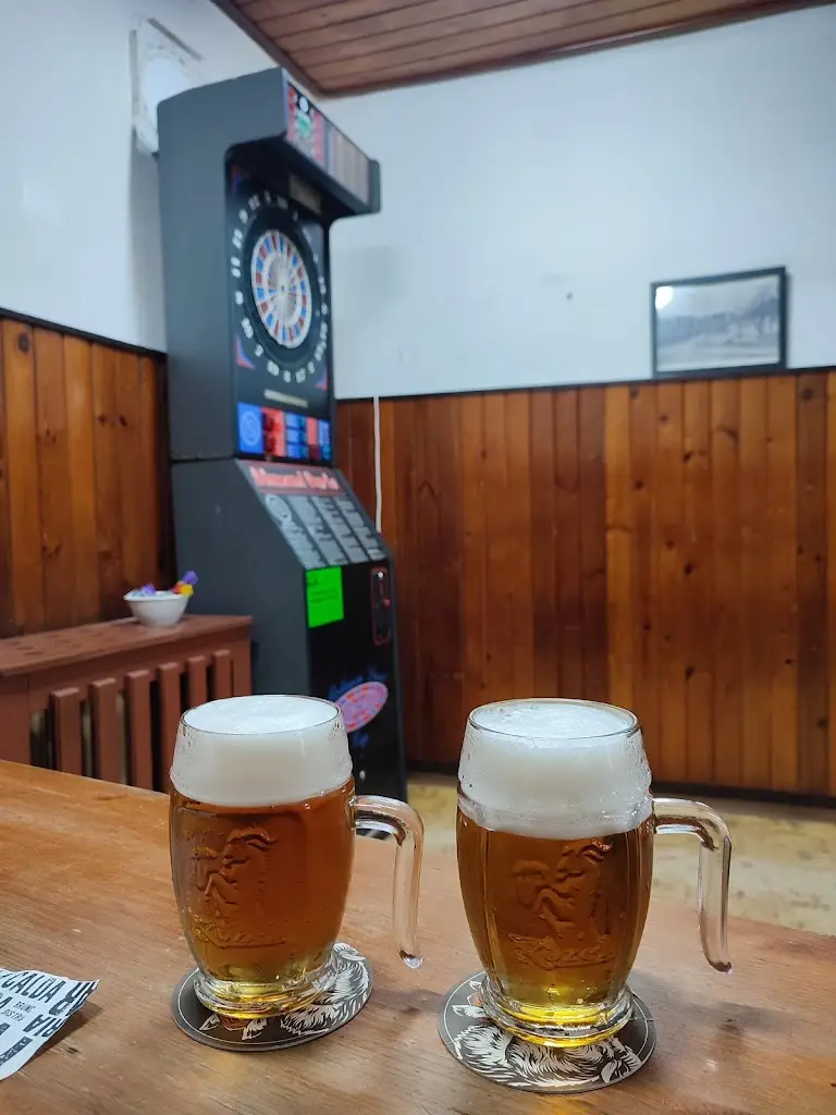 Carlos R_Hospoda u Dušků_Český Krumlov_review