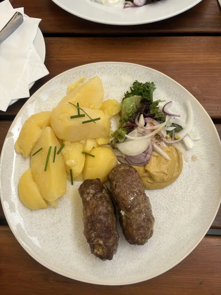 Petr K._Obecní restaurace Na pohodu_Častolovice_review