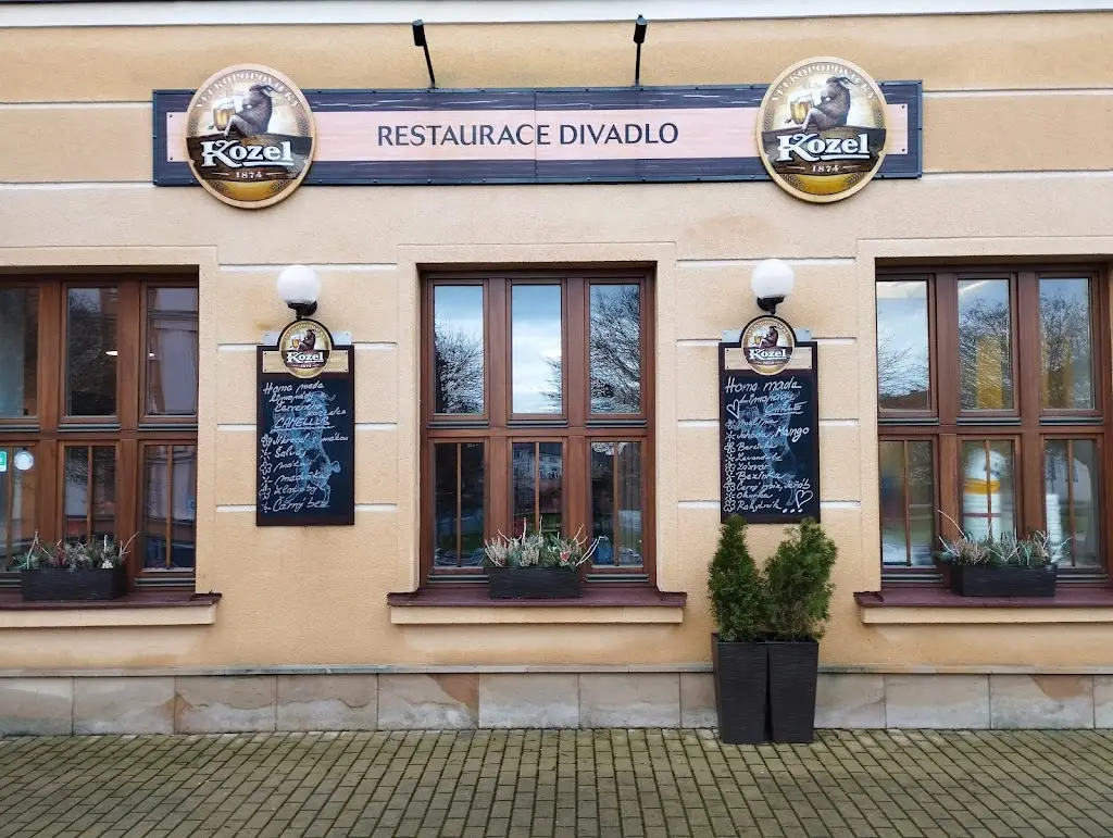 Restaurace Divadlo restaurant in Červený Kostelec