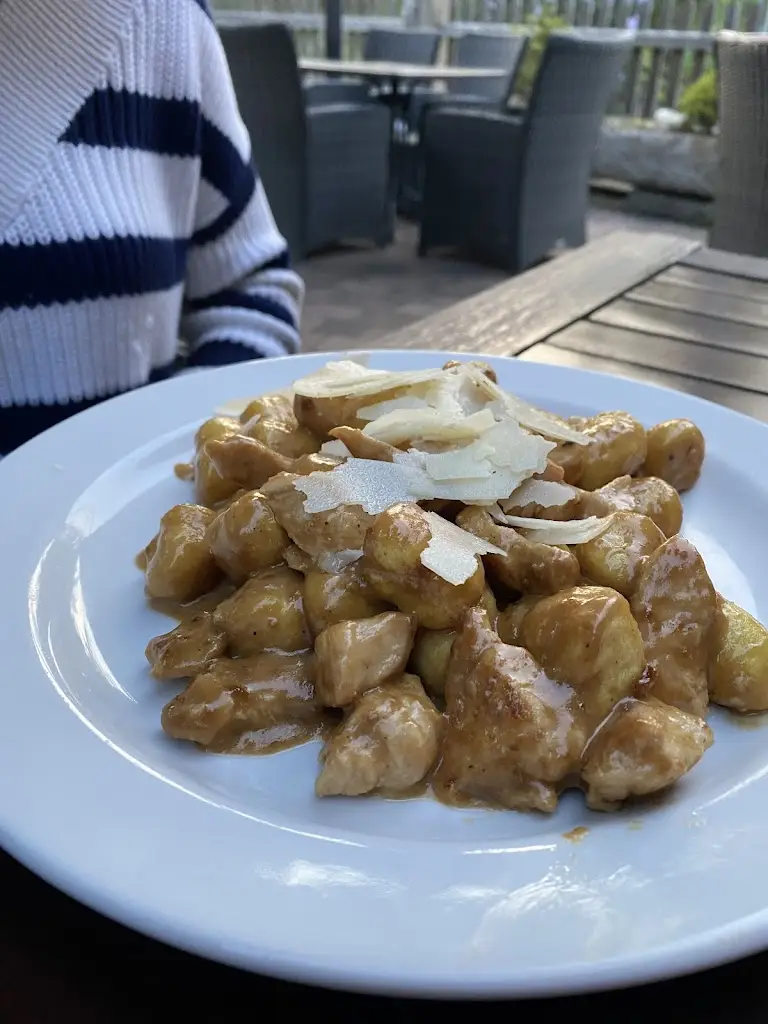 Mariia Raudina_Penzion U Pešíků_Červený Kostelec_review