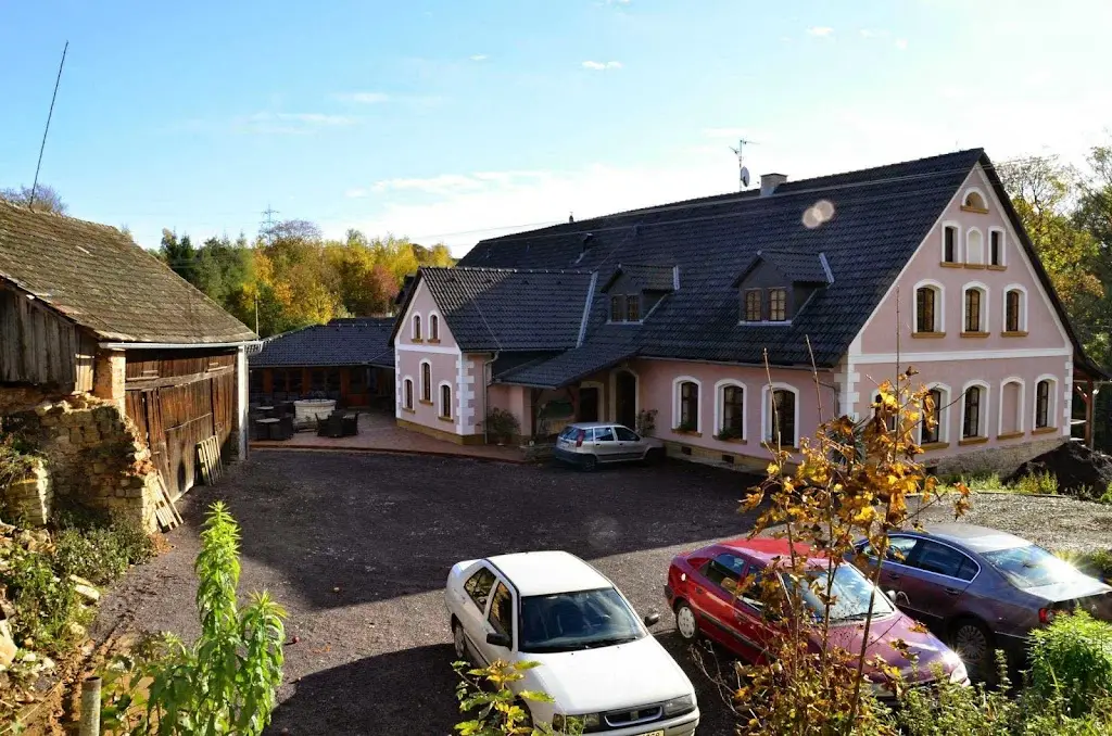 Penzion U Pešíků_Červený Kostelec_slider_image_1