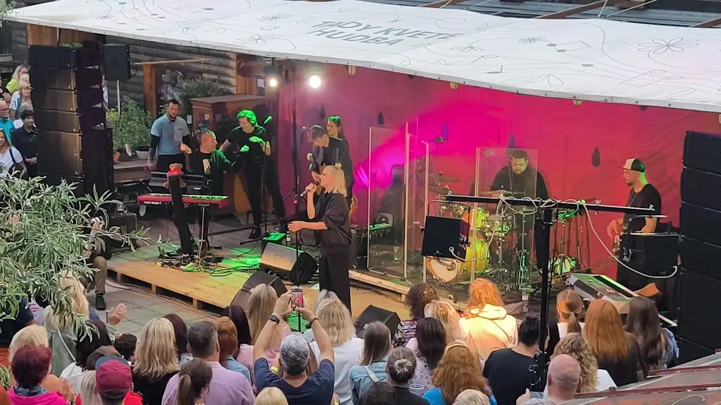 Zahradní kavárna a zahradnictví Červený Kostelec, Trees s.r.o._Červený Kostelec_slider_image_2