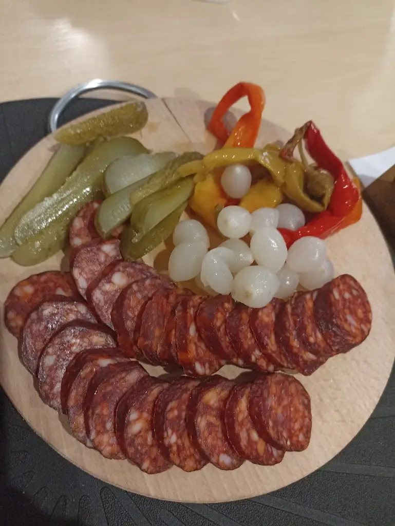 Jaroslav Tůma_Hospoda Černožice_Černožice_review