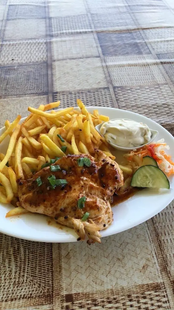 Menu_Motorest Piccolo Jawa 590modrošeda_Černožice_image_4