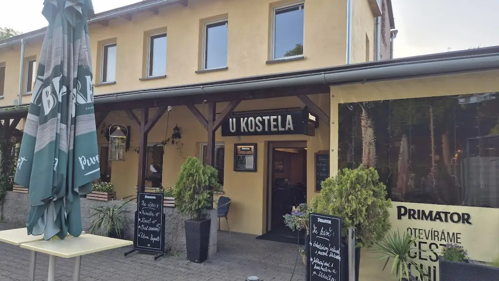 Restaurace U Kostela restaurant in Broumov
