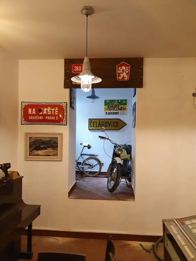 LOKÁL BROUMOV ristorante a Broumov