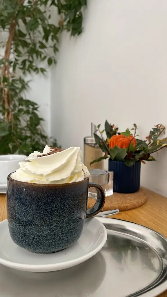 Dimitris Protopsaltis_Café Dientzenhofer_Broumov_review