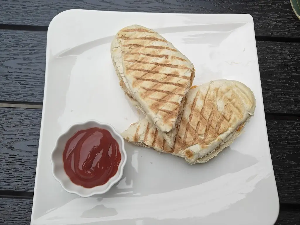 Jakub Kasanda_Castle Riding Hall_Český Krumlov_review